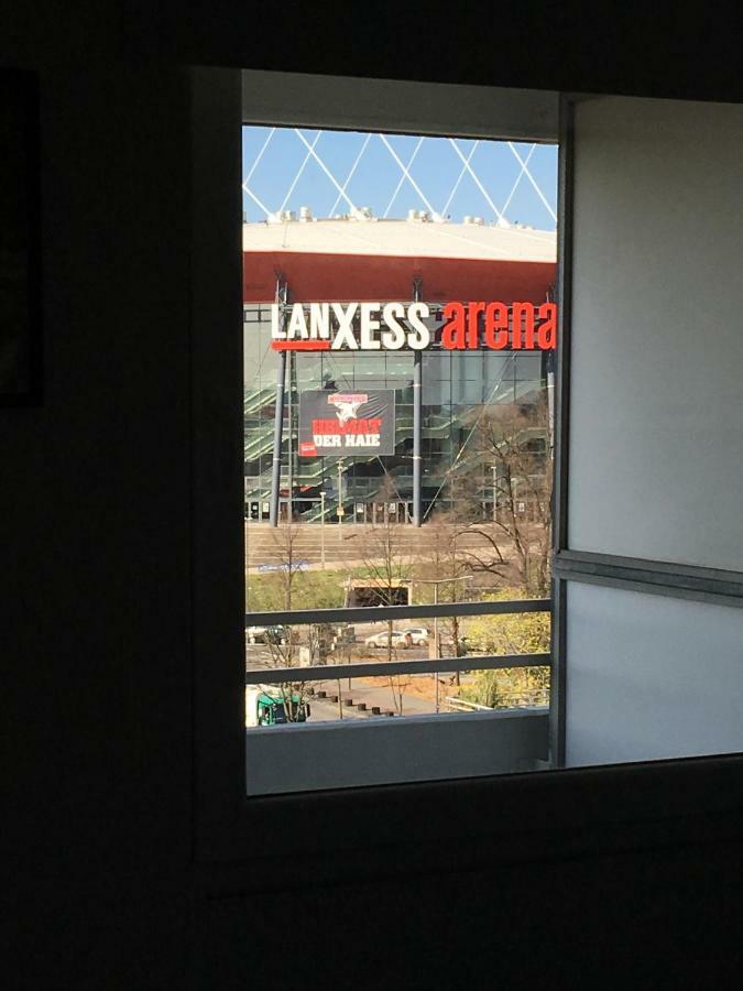 Ferienwohnung Köln Deutz/Messe, Lanxess Arena Exterior foto